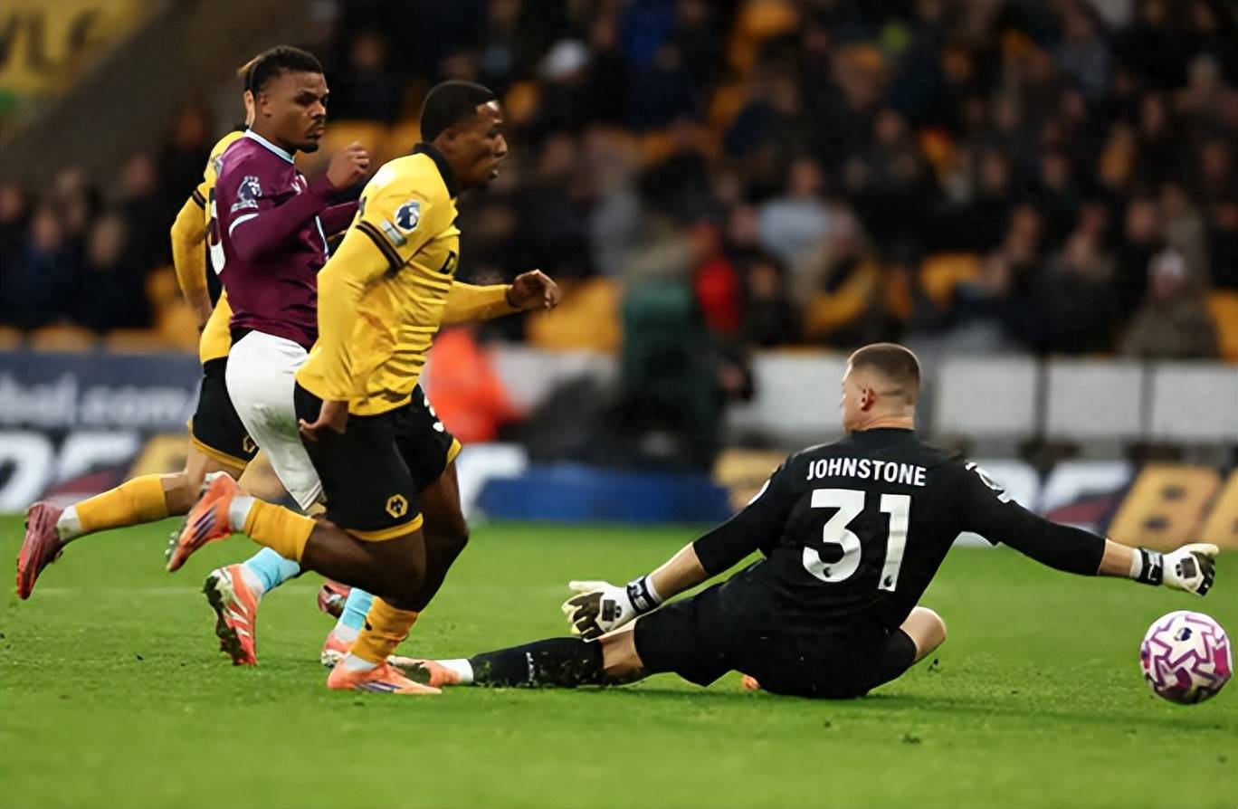 关于迈阿密热火训练开放日，国际比赛日更衣室发声引欢呼，英超在即，年轻球员得到机会的信息