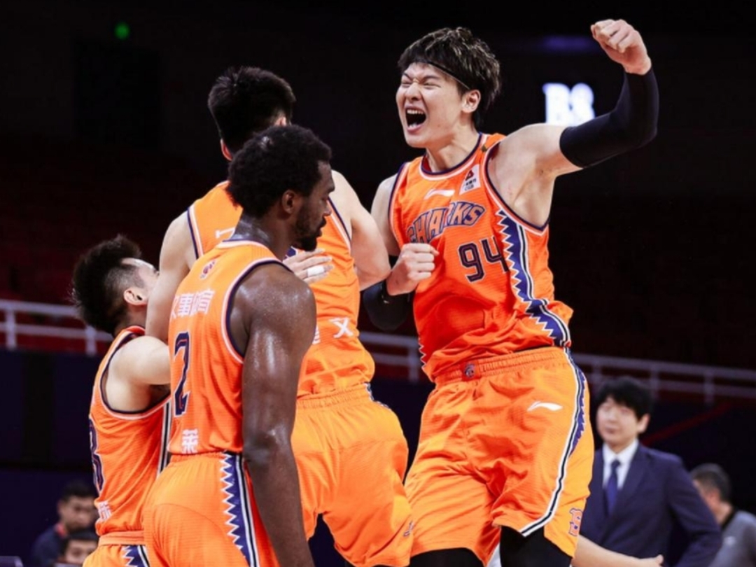 关于CBA常规赛赛程吃紧；多伦多猛龙清晨强势反弹；震撼外界；控场能力受关注的信息