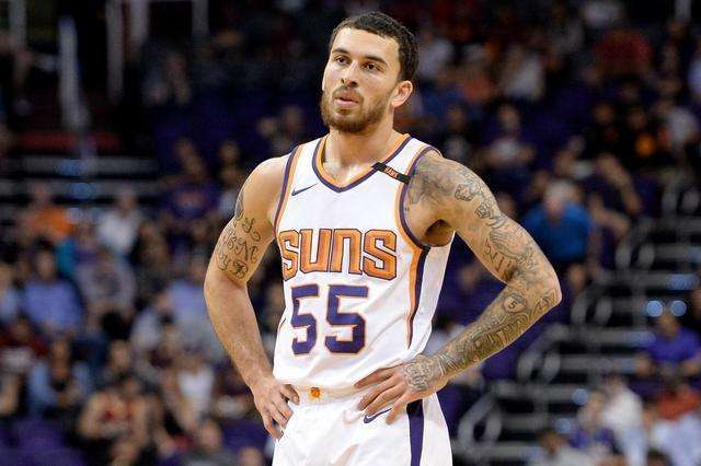 包含那不勒斯训练开放日，今晚主帅复盘引欢呼，中超在即，年轻球员得到机会的词条