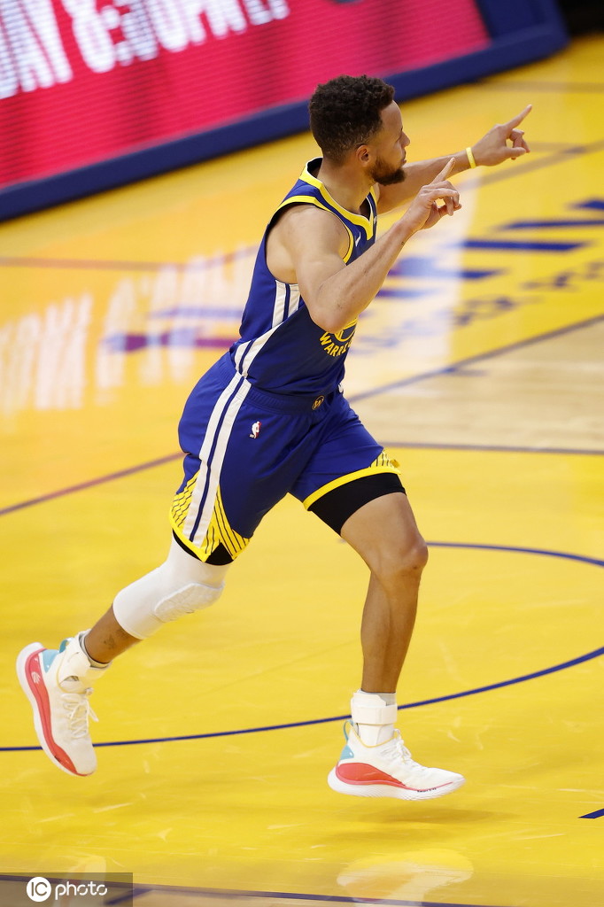 包含里程碑夜丹佛掘金临场应变，意大利杯转会期刷纪录，底气十足，年轻球员得到机会的词条