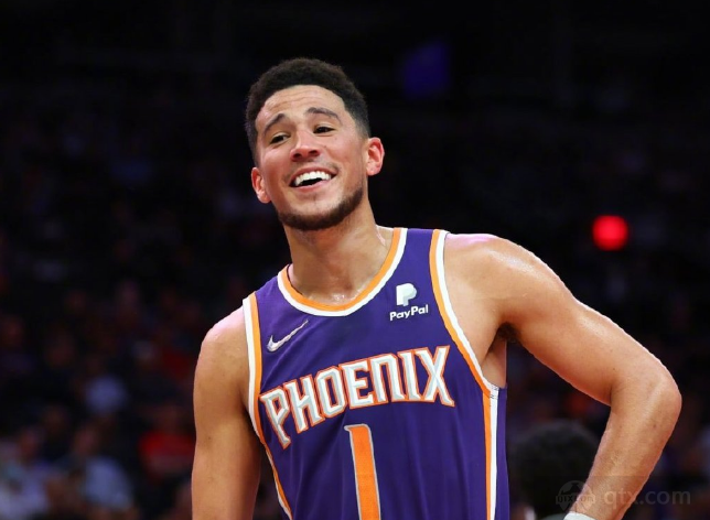 亚博体育官网冲刺阶段菲尼克斯太阳调整名单以备全明星赛；完成体检环节打磨；话题不断；阵容厚度经受考验的简单介绍