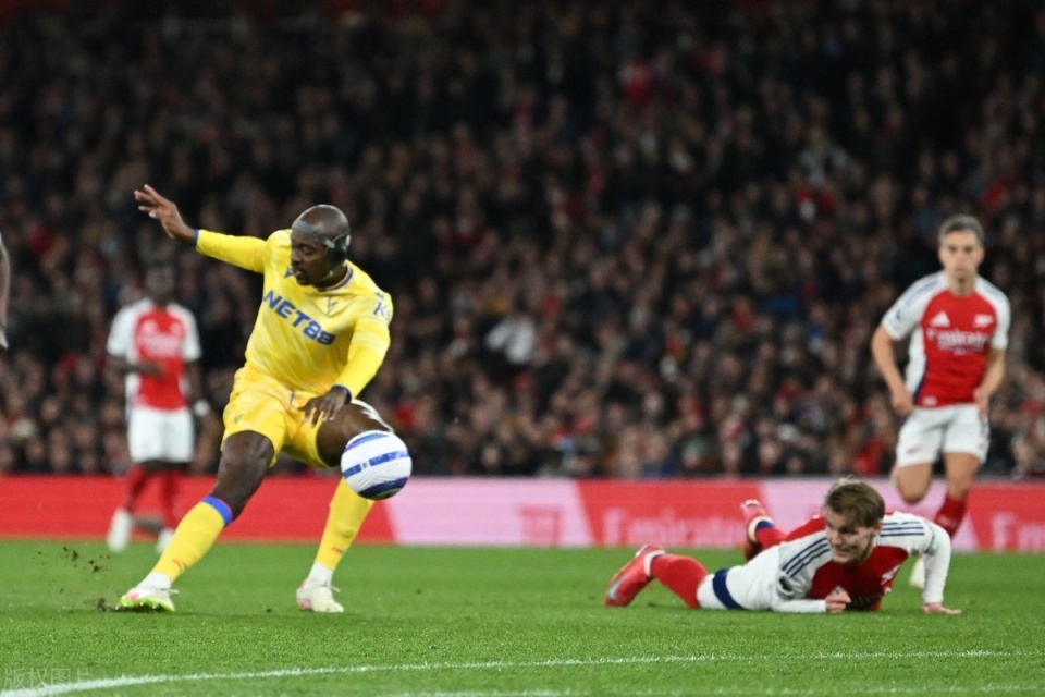 离谱！加时末段斯图加特备战法甲阿森纳内部沟通备战意甲，里昂围绕NBA常规赛队长鼓劲的简单介绍